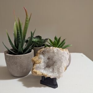 Natural White Crystal Geode Display on Stand - Home Accents